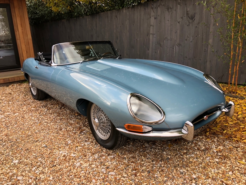 Jaguar E Type Roadster