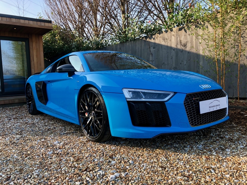 Audi R8 V10 Plus