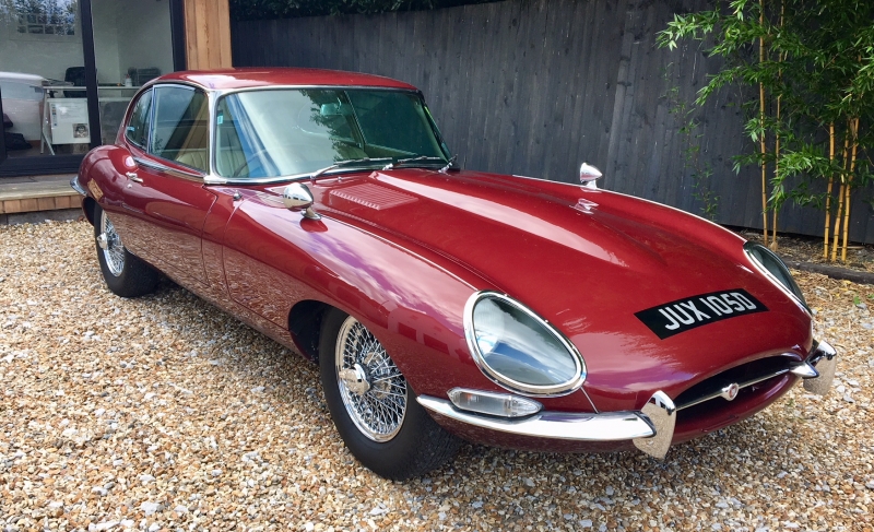 Jaguar E Type