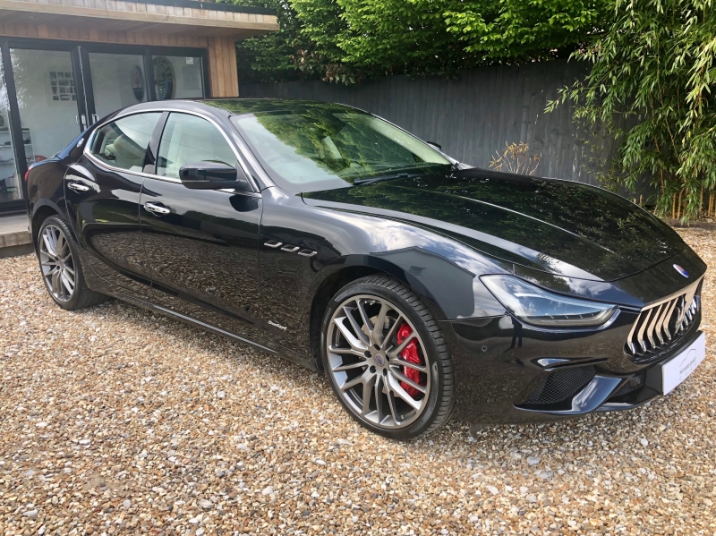 Maserati Ghibli Gransport 