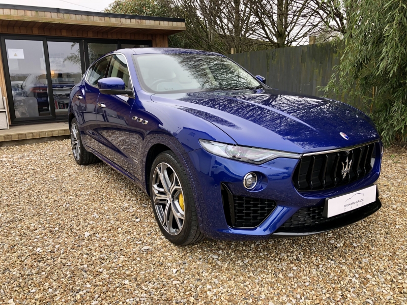 Maserati Levante Gransport 