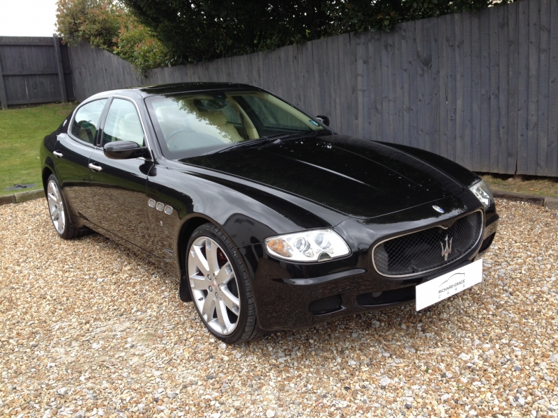 Maserati  Quattroporte Sport GT