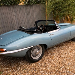 Jaguar E Type Roadster