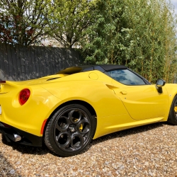 Alfa Romeo 4C Spider