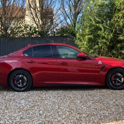 Alfa Romeo Guilia Quadrofoglio Verde