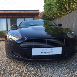 Aston Martin DB9