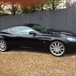 Aston Martin DB9 6.0 V12