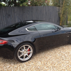 Aston Martin V8 Vantage