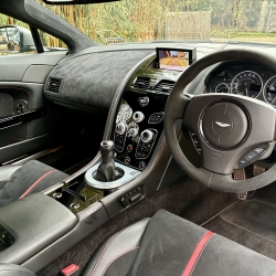 Aston Martin Vantage V12 S 