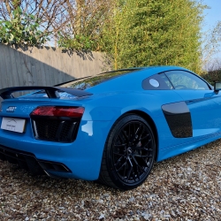 Audi R8 V10 Plus