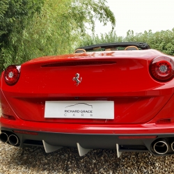 Ferrari California T