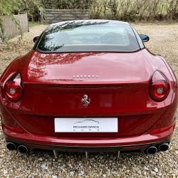 Ferrari California T