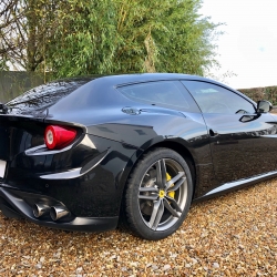 Ferrari FF