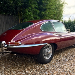 Jaguar E Type