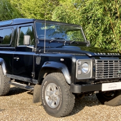 Land Rover Defender 90