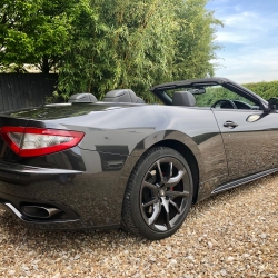 Maserati Grancabrio Sport