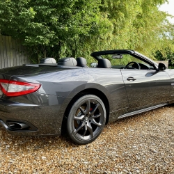 Maserati Grancabrio Sport