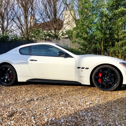 Maserati Granturismo S MC Shift