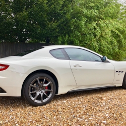 Maserati Granturismo Sport MC Shift