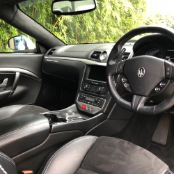 Maserati Granturismo Sport MC Shift