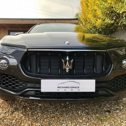 Maserati Levante S Gransport 