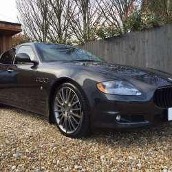 Maserati  Quattroporte Sport GTS