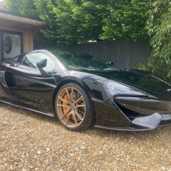 McLaren 570S