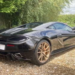 McLaren 570S