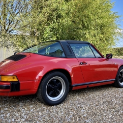 Porsche 911 Carrera Sport Targa