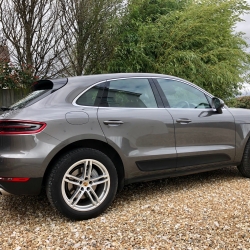 Porsche Macan S