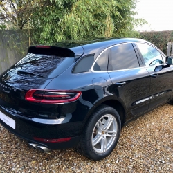 Porsche Macan S