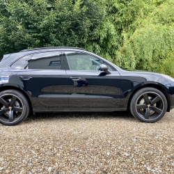 Porsche Macan S 