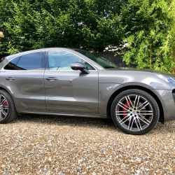 Porsche Macan Turbo